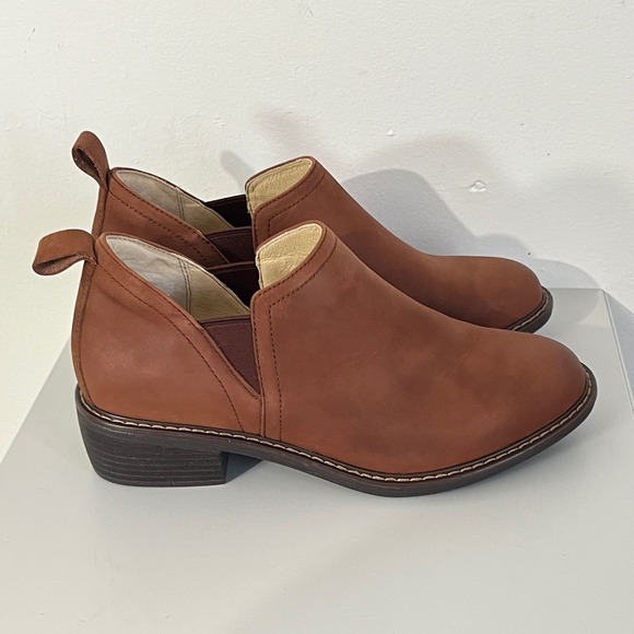 Alegria Shoes - Alegria Women's‎ Merle Tawny Burnish Ankle Boot Size 39.5- US 9.5